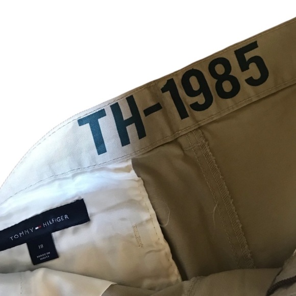 TOMMY HILFIGER Style TH 1985 Bermuda Shorts Big Boys Khaki Size 18 Boy - Picture 4 of 6